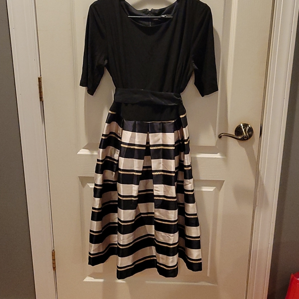 R&K Black, cream and gold cocktail dress
